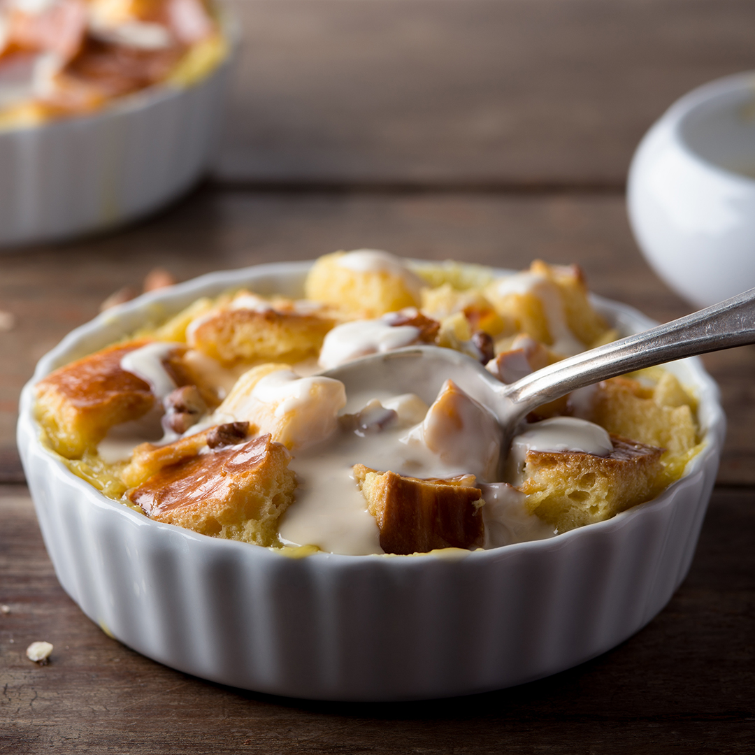 classic bread pudding with vanilla caramel sauce
